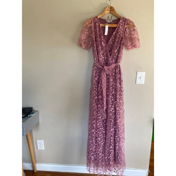 Baltic Born Marseille Embossed Maxi Dress NWT Size M Orchid - Picture 1 of 6